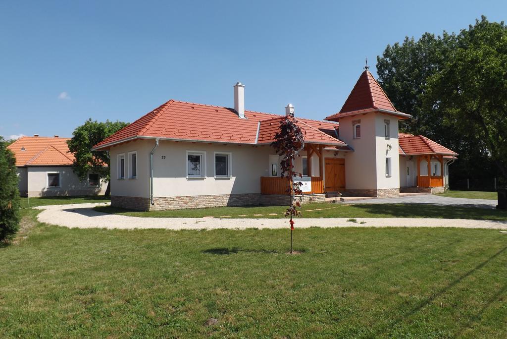 Nagybajcsi Koertefa Vendeghaz Daire Dış mekan fotoğraf