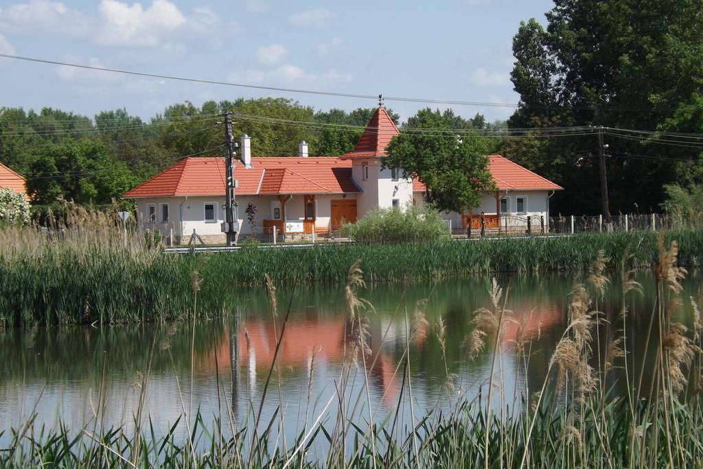 Nagybajcsi Koertefa Vendeghaz Daire Dış mekan fotoğraf